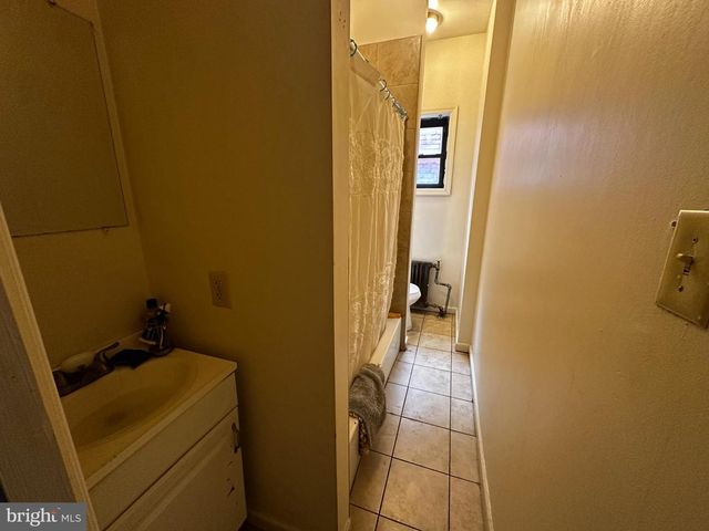 5004-00 OLD YORK RD, Philadelphia, PA 19141