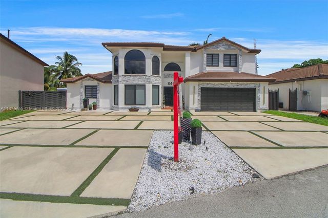 8467 NW 201st Ter, Miami, FL 33015