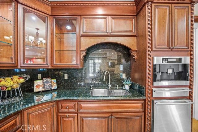 328 N Terrace View Drive, Monrovia, CA 91016