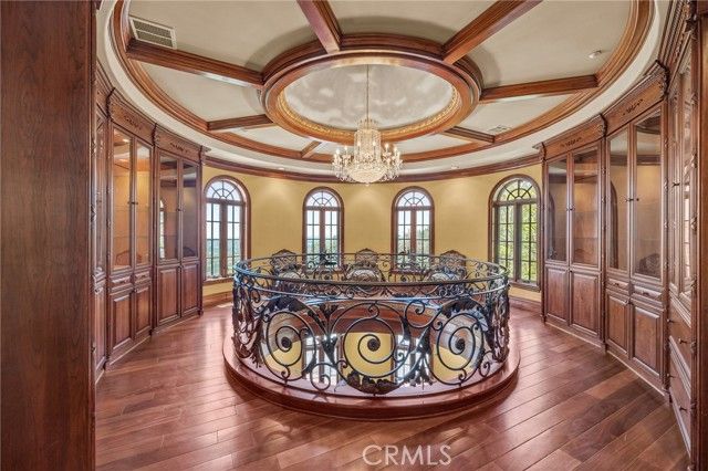 328 N Terrace View Drive, Monrovia, CA 91016