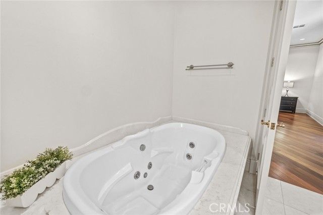 328 N Terrace View Drive, Monrovia, CA 91016