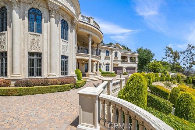 328 N Terrace View Drive, Monrovia, CA 91016