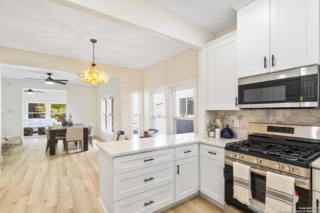 705 E Woodlawn, San Antonio, TX 78212