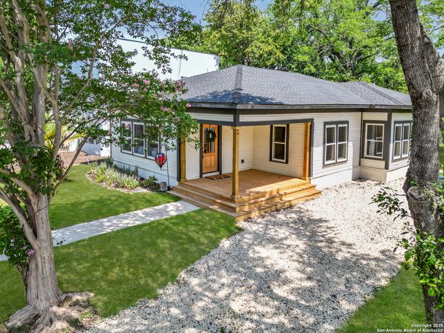 705 E Woodlawn, San Antonio, TX 78212