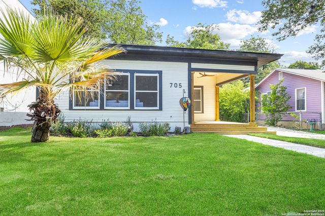705 E Woodlawn, San Antonio, TX 78212