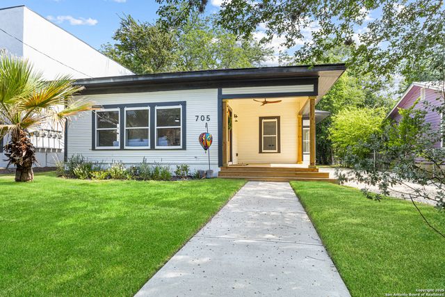 705 E Woodlawn, San Antonio, TX 78212