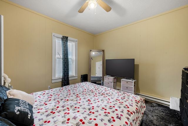 20 Mott St, Worcester, MA 01604