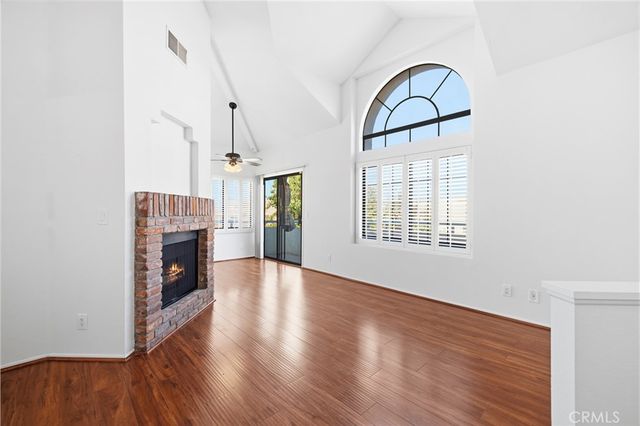 18102 Erik Court 554, Canyon Country, CA 91387