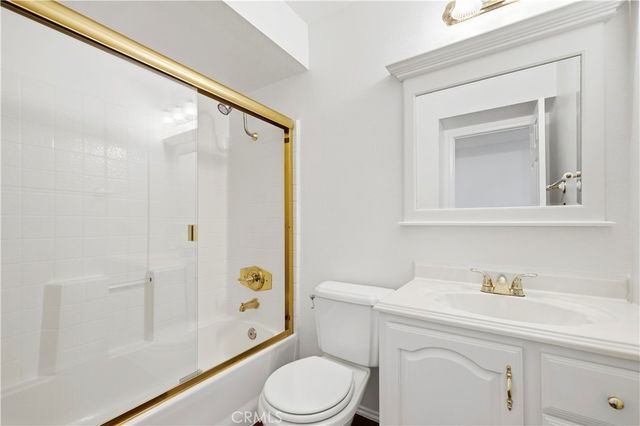 18102 Erik Court 554, Canyon Country, CA 91387