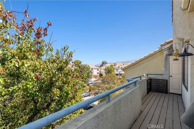 18102 Erik Court 554, Canyon Country, CA 91387