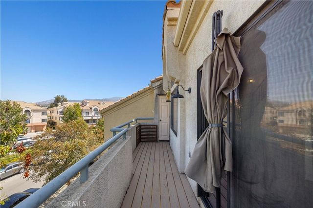 18102 Erik Court 554, Canyon Country, CA 91387