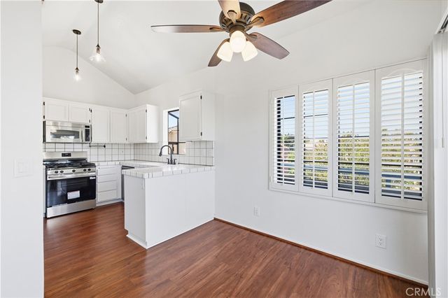 18102 Erik Court 554, Canyon Country, CA 91387