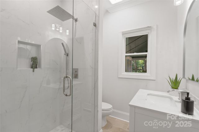8503 Foxbridge Drive 16, Matthews, NC 28104