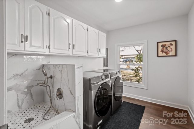 8503 Foxbridge Drive 16, Matthews, NC 28104