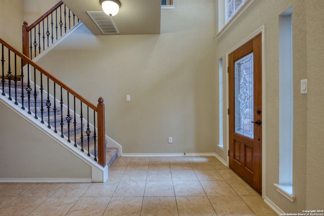 909 Armour, Cibolo, TX 78108