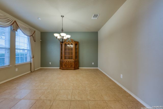 909 Armour, Cibolo, TX 78108