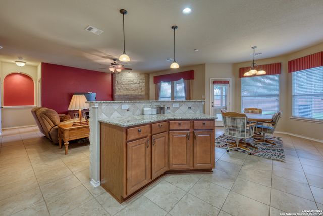 909 Armour, Cibolo, TX 78108