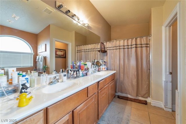 8335 Browns Mountain Court, Las Vegas, NV 89131