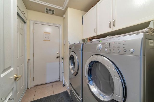 8335 Browns Mountain Court, Las Vegas, NV 89131