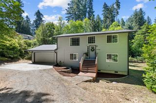 17504 Loop Lane SE, Yelm, WA 98597
