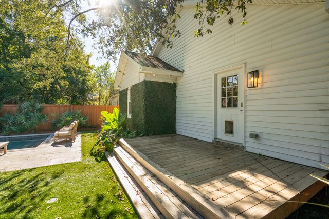 874 Ashley Avenue, Charleston, SC 29403