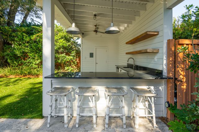 874 Ashley Avenue, Charleston, SC 29403