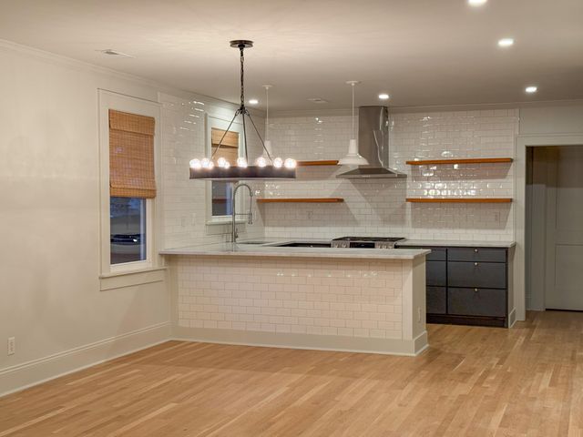 874 Ashley Avenue, Charleston, SC 29403