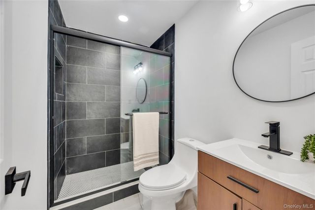 82 Scooter Lane, Hicksville, NY 11801