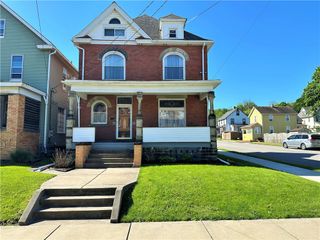 425 Wayne Ave, Ellwood City, PA 16117