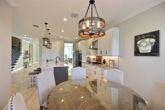 10563 PIEDRA DR, Palmetto, FL 34221