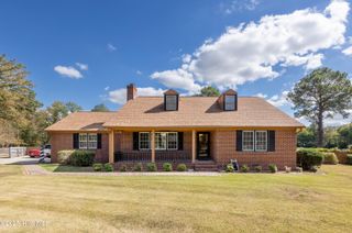 4853 Lakeview Road, Elm City, NC 27822