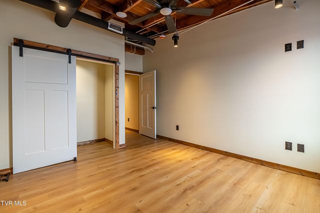 453 East Main Street 800, Kingsport, TN 37660