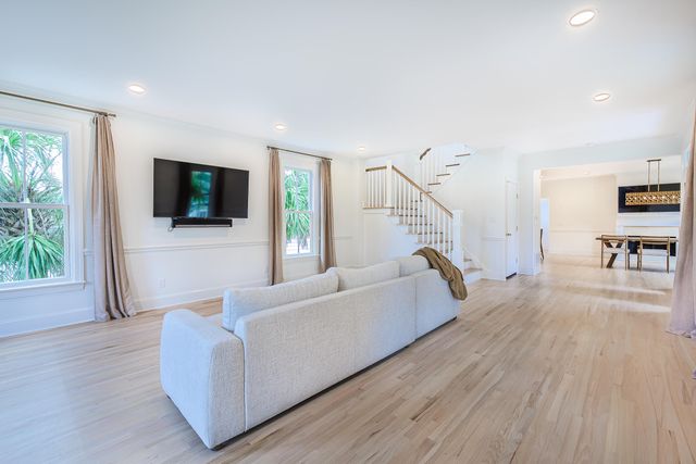 112 Middle Street, Mount Pleasant, SC 29464