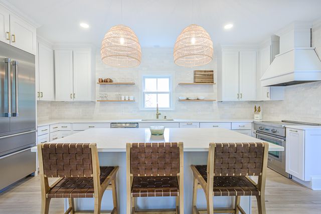 112 Middle Street, Mount Pleasant, SC 29464