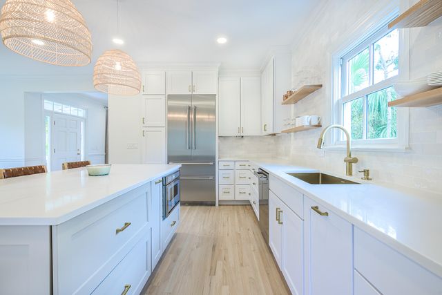 112 Middle Street, Mount Pleasant, SC 29464