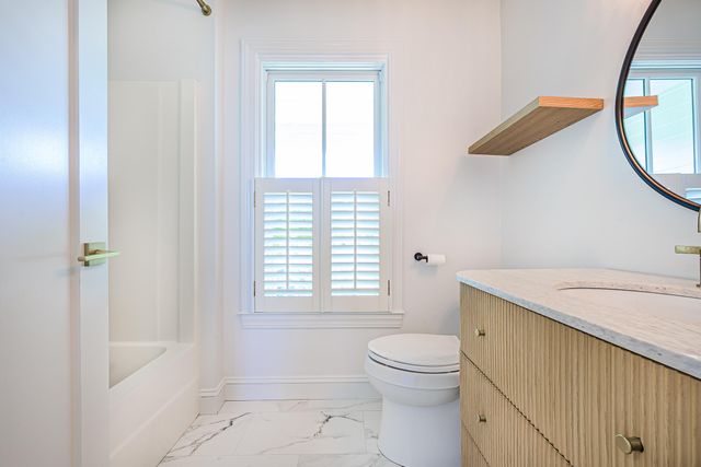 112 Middle Street, Mount Pleasant, SC 29464