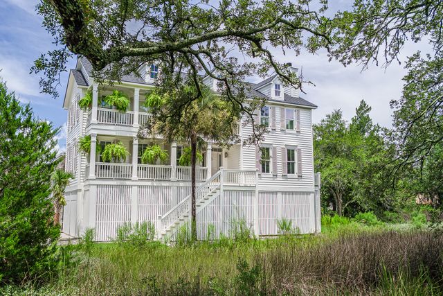 112 Middle Street, Mount Pleasant, SC 29464
