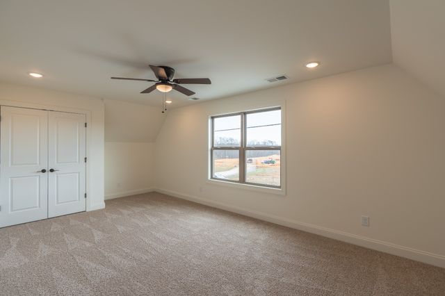 347 Estates Drive, Smithville, TN 37166