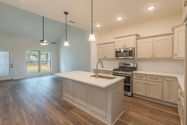 347 Estates Drive, Smithville, TN 37166