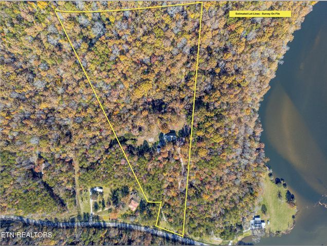 3201 Ballplay Rd, Madisonville, TN 37354