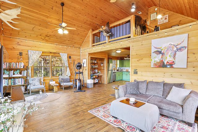 3201 Ballplay Rd, Madisonville, TN 37354