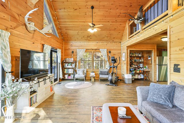 3201 Ballplay Rd, Madisonville, TN 37354