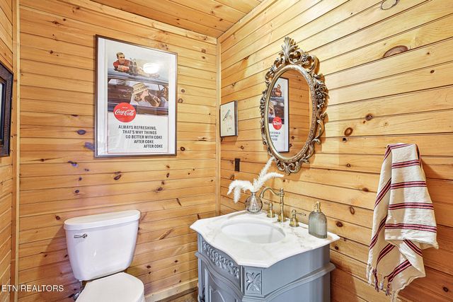 3201 Ballplay Rd, Madisonville, TN 37354