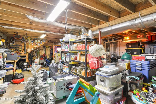 3201 Ballplay Rd, Madisonville, TN 37354