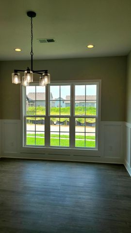 168 NE Whitley Way, Georgetown, KY 40324