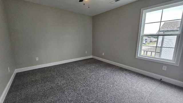 168 NE Whitley Way, Georgetown, KY 40324