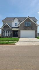 168 NE Whitley Way, Georgetown, KY 40324