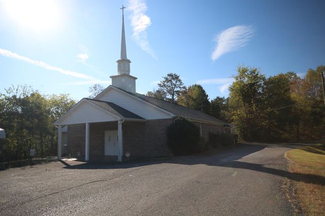 295 Shadden Rd., Tellico Plains, TN 37385