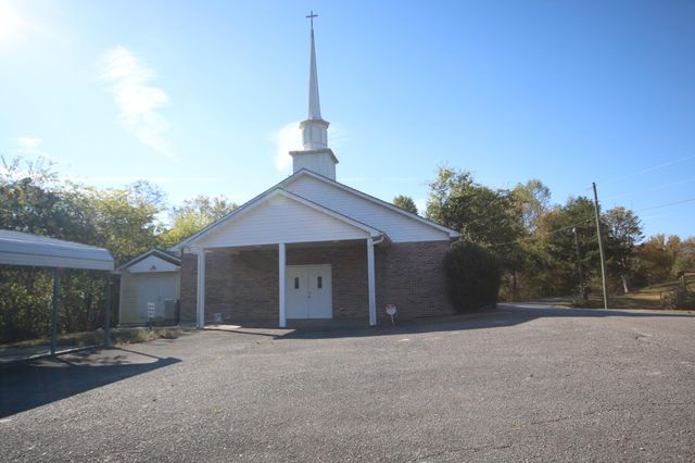 295 Shadden Rd., Tellico Plains, TN 37385