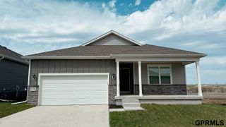 18468 Aurora Street, Omaha, NE 68136